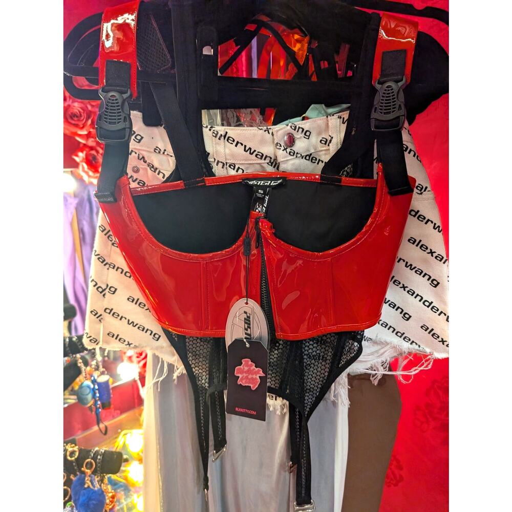SOLD OUT Dolls Kill Poster Grl My Type Red Underbust Corset S NWT